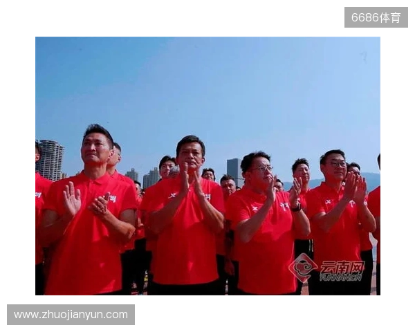 云南玉昆本赛季主场场均观众超2.2万人,带动消费超10亿元 云南玉昆本赛季主场场均观众超2.2万人,带动消费超10亿元